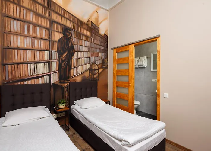 Mezzanine Hotel